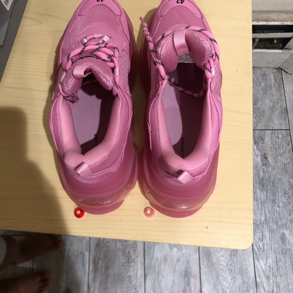 Balenciaga Vibrant Pink Sneakers with Transparent Sole - Picture 2 of 7